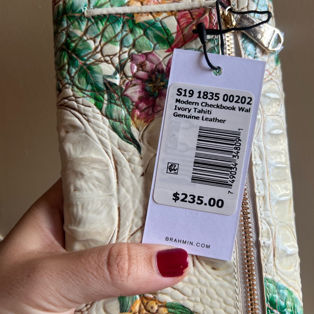 Brahmin Crocodile Embossed Checkbook Wallet NWT - Picture 2 of 7